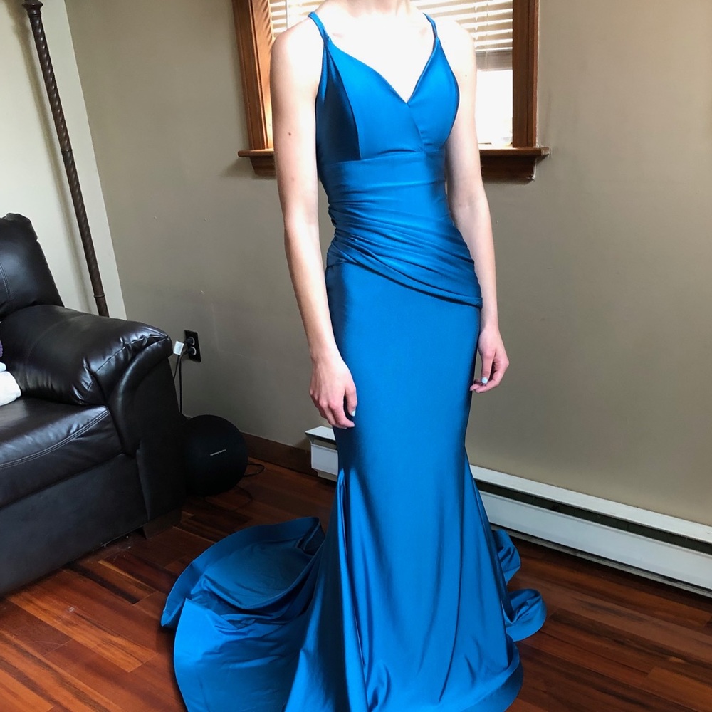BRAND NEW Ball Gown/Prom Dress
